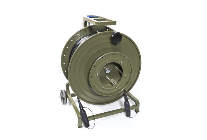 Tactical Fiber Optic Cable Reel With Expanded Beam Fiber Connector 5